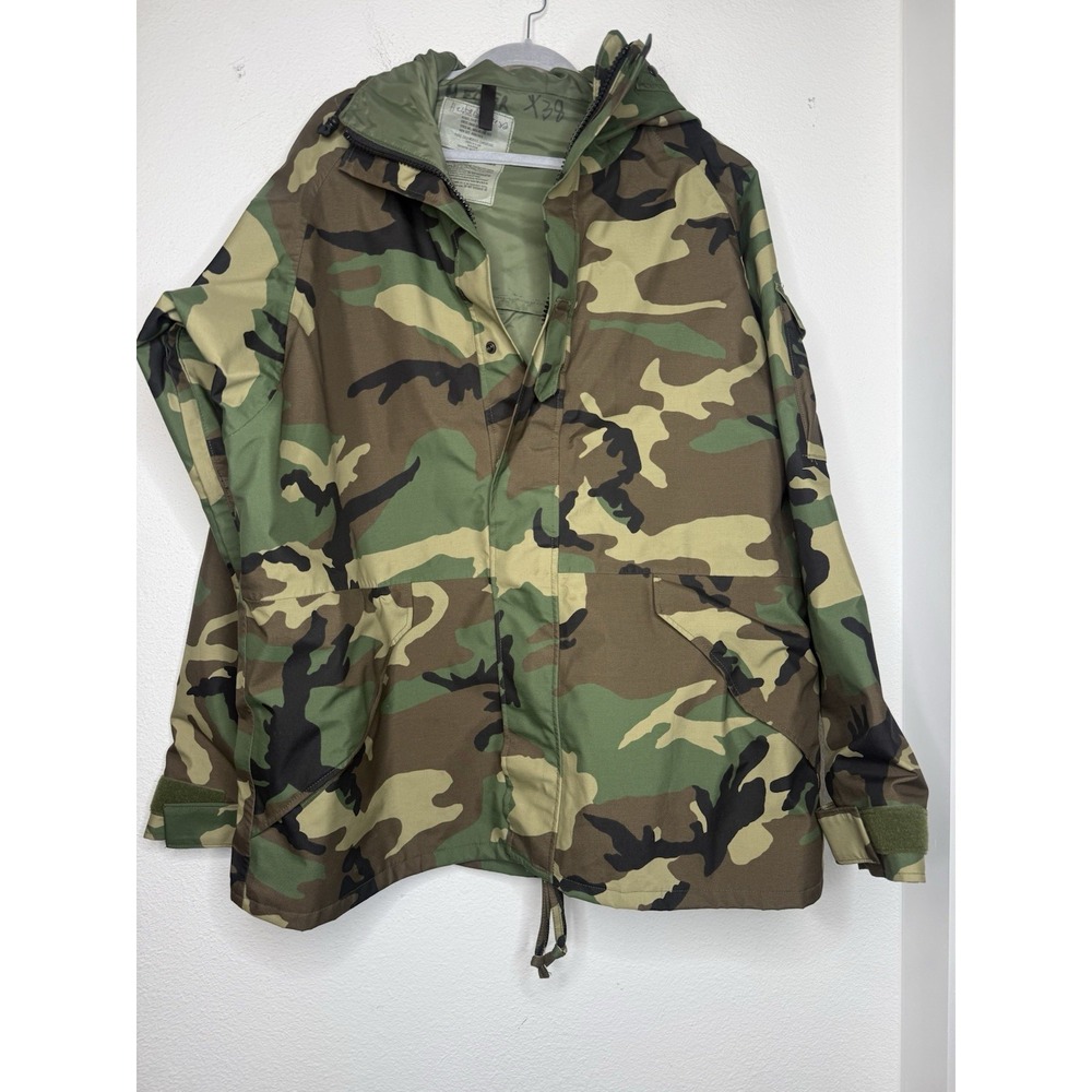US MILITARY ECWCS GORE TEX COLD WEATHER WOODLAND CAMO PARKA - X-LARGE LONG